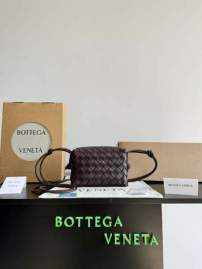 Picture of Bottega Veneta Handbags _SKUfw222663494fw